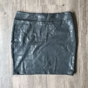 NWOT Twenty One Paint Stroke Pencil Skirt